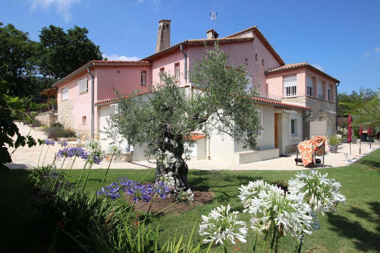 Villa Jalna Chambre, Suites Et Appartement Roquefort-les-Pins Εξωτερικό φωτογραφία