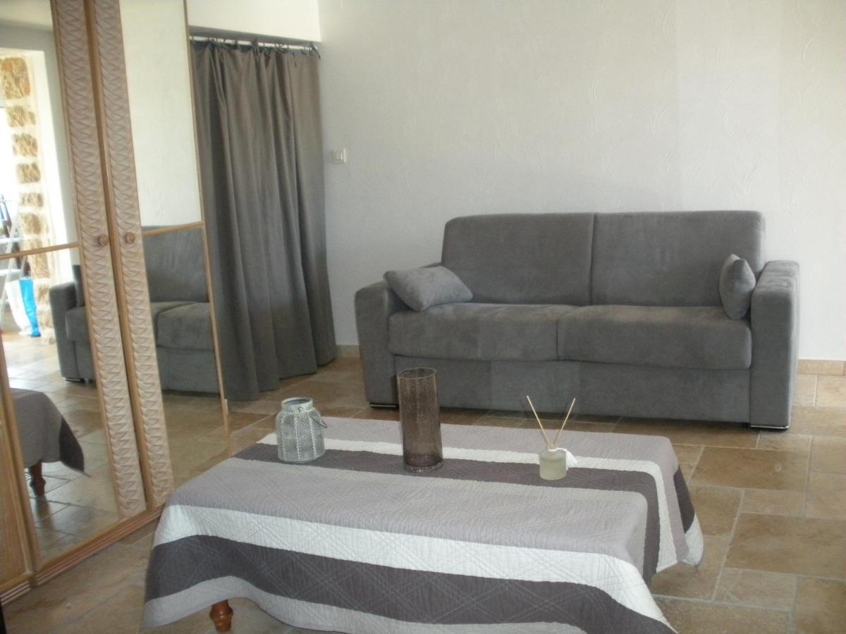 Villa Jalna Chambre, Suites Et Appartement Roquefort-les-Pins Εξωτερικό φωτογραφία